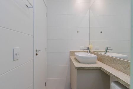 8_photo/94dcfa53d7.528a31e40c6ae081-ATLAS-2f7f3a28-291b-4ee1-9182-4f17fb7ffb9e.jpg de apartamento para alugar com 2 quartos, 60m² em Hauer, Curitiba