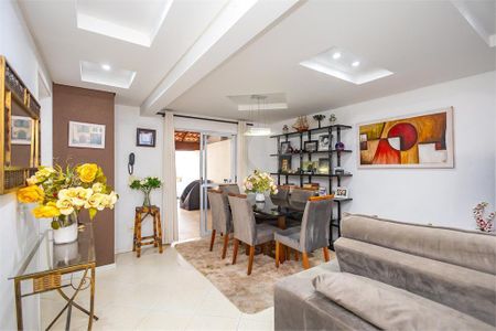 2_photo/94dcfa5425.551ba6ebf733e364-ATLAS-59c5a4dc-199b-4835-a65e-bdff0645ca5a.jpg de casa à venda com 3 quartos, 96m² em Boqueirão, Curitiba