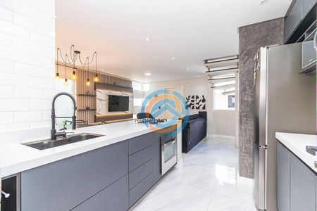 8_photo/94dcfa54b5.7cdaa3459ff6fa73-ATLAS-b0fd5384-34d6-4a24-8975-ffe84d5f6d2c.jpg de casa à venda com 3 quartos, 91m² em Boqueirão, Curitiba