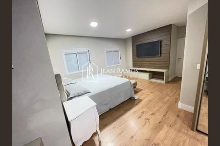 43_photo/94dcfa552d.01e58fe0f594459a-ATLAS-5e8a1cd8-5b36-4792-9b29-2f8b350b3432.jpg de casa à venda com 3 quartos, 255m² em Boqueirão, Curitiba