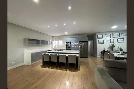 3_photo/94dcfa552d.01e58fe0f594459a-ATLAS-b336eac1-daca-4ebb-b858-cc4aa0f6e69b.jpg de casa à venda com 3 quartos, 255m² em Boqueirão, Curitiba