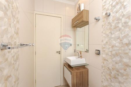 19_photo/94dcfa552d.0e5883cd31689f99-ATLAS-38b21ccb-fa4f-496e-a874-a29d646ee926.jpg de casa à venda com 4 quartos, 240m² em Boqueirão, Curitiba