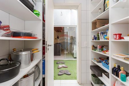 47_photo/94dcfa552d.0e5883cd31689f99-ATLAS-beec5015-d9c8-4d5c-a806-a5bfe54bc361.jpg de casa à venda com 4 quartos, 240m² em Boqueirão, Curitiba