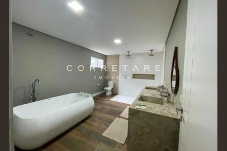 4_photo/94dcfa5531.1f90684b4c7bc639-ATLAS-4751f8d7-e197-4c14-a7a7-e4e0c3091c1b.jpg de casa à venda com 3 quartos, 255m² em Boqueirão, Curitiba