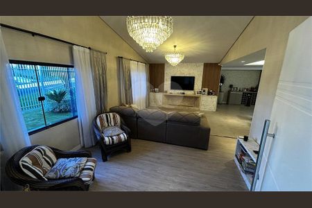 8_photo/94dcfa5533.64ac2371dd04f17e-ATLAS-1cf3751a-4f4c-4467-bc05-419c8f91d1f7.jpg de casa à venda com 4 quartos, 350m² em Boqueirão, Curitiba