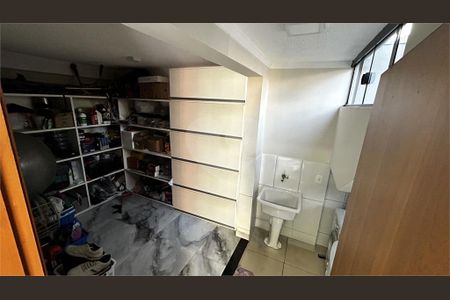 21_photo/94dcfa5533.64ac2371dd04f17e-ATLAS-b6b5b5f0-ba99-4988-af6d-e31f7f8b98c2.jpg de casa à venda com 4 quartos, 350m² em Boqueirão, Curitiba