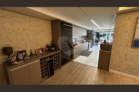 13_photo/94dcfa5533.64ac2371dd04f17e-ATLAS-b8bd1d6f-aec4-48a2-955d-c93689fe586b.jpg de casa à venda com 4 quartos, 350m² em Boqueirão, Curitiba