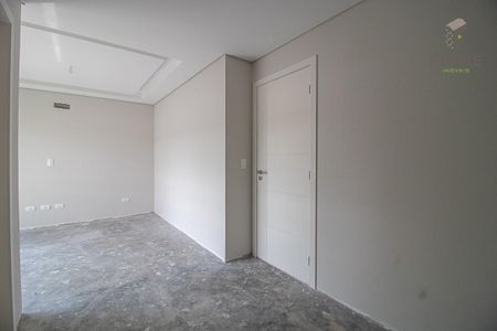 7_photo/94dcfa558f.5e2511c6536d59b0-ATLAS-2859a2c1-9d5d-4251-9bc5-1eaa64f3abb4.jpg de casa à venda com 4 quartos, 178m² em Boqueirão, Curitiba