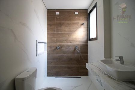 42_photo/94dcfa558f.5e2511c6536d59b0-ATLAS-2a8bb29b-7a28-4e66-ba35-f61cf803fcce.jpg de casa à venda com 4 quartos, 178m² em Boqueirão, Curitiba