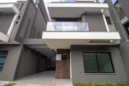 2_photo/94dcfa558f.5e2511c6536d59b0-ATLAS-370ac4a9-154a-44be-8869-babf2be97b2a.jpg de casa à venda com 4 quartos, 178m² em Boqueirão, Curitiba