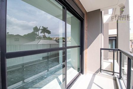 44_photo/94dcfa558f.5e2511c6536d59b0-ATLAS-cdaf9c3f-dec7-47e2-890e-17b1e0b15e2c.jpg de casa à venda com 4 quartos, 178m² em Boqueirão, Curitiba