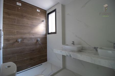 10_photo/94dcfa558f.5e2511c6536d59b0-ATLAS-dcd6343c-018e-4f1a-8554-ababd45b3f4d.jpg de casa à venda com 4 quartos, 178m² em Boqueirão, Curitiba