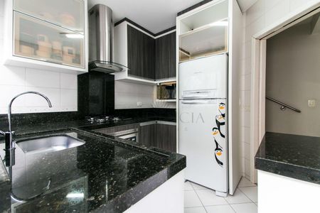 5_photo/94dcfa559b.adea7a1cd79bc600-ATLAS-506daf12-37d9-4cc1-bc8a-9d33580a8d0d.jpg de casa à venda com 2 quartos, 147m² em Boqueirão, Curitiba