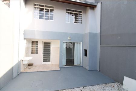 3_photo/94dcfa55af.5c7f9f02f5fe615b-ATLAS-1fa2cea2-debd-488a-af03-046406393329.jpg de casa para alugar com 3 quartos, 80m² em Hauer, Curitiba