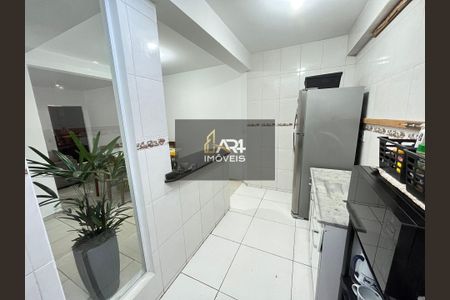 6_photo/94dcfa55bf.b273f8cd26085352-ATLAS-0e40218a-b3b5-4811-967f-4932d8f8a61c.jpg de casa à venda com 3 quartos, 66m² em Boqueirão, Curitiba