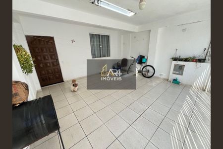 21_photo/94dcfa55bf.b273f8cd26085352-ATLAS-15662fc7-e951-4d4d-a672-a6b29a609817.jpg de casa à venda com 3 quartos, 66m² em Boqueirão, Curitiba