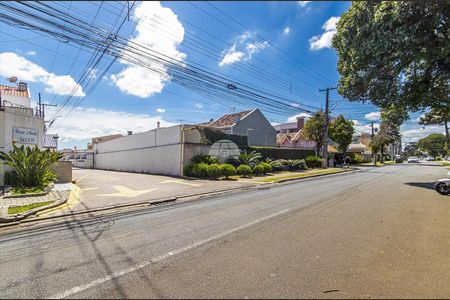 39_photo/94dcfa55bf.c5ab8d0a0505dc45-ATLAS-43919d42-76c0-4763-9bdf-0e12ebd22fc9.jpg de casa à venda com 3 quartos, 67m² em Boqueirão, Curitiba