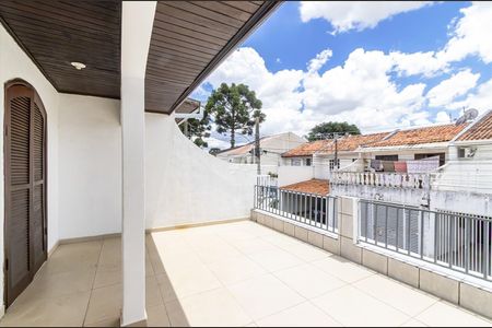 22_photo/94dcfa55bf.c5ab8d0a0505dc45-ATLAS-da80907d-82d1-4307-a340-52efa17bd67f.jpg de casa à venda com 3 quartos, 67m² em Boqueirão, Curitiba