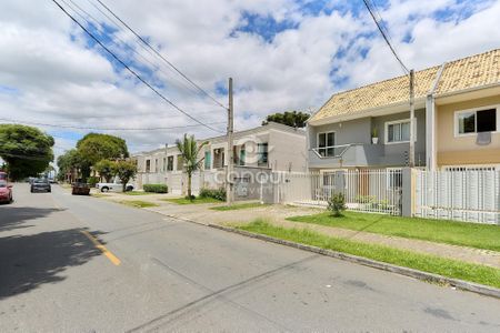 41_photo/94dcfa5645.1d2cc686cdd73a07-ATLAS-8ea0fb5b-807d-40f3-a505-aa9f8f1f0354.jpg de casa à venda com 3 quartos, 130m² em Boqueirão, Curitiba