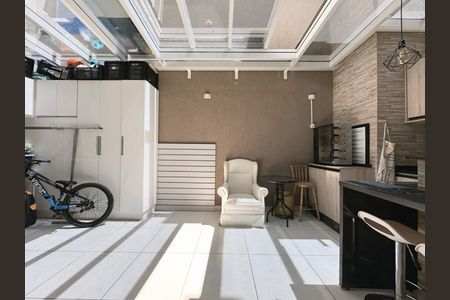 12_photo/94dcfa564d.7d76eb3725cd7b56-ATLAS-4bd3e04f-c507-4a9f-83b0-da239713e526.jpg de casa à venda com 3 quartos, 132m² em Boqueirão, Curitiba