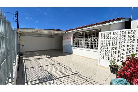 8_photo/94dcfa566f.25db2ad9d9bd01a5-ATLAS-37fc81d1-31f0-4985-8a81-7fead2ca7496.jpg de casa à venda com 3 quartos, 94m² em Boqueirão, Curitiba