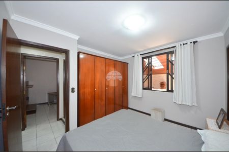 3_photo/94dcfa566f.9bca8a6f75a36323-ATLAS-1fb160a7-ca2e-48d3-ad7e-1094d6d7f725.jpg de casa à venda com 3 quartos, 200m² em Boqueirão, Curitiba