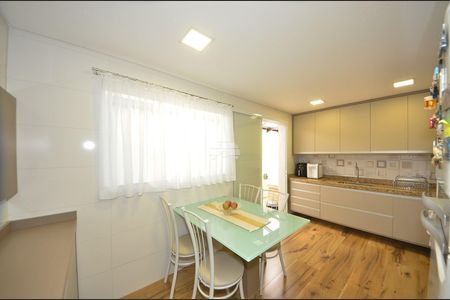 11_photo/94dcfa566f.9bca8a6f75a36323-ATLAS-7e1a94c3-c1ac-4882-997b-d5e372006a4a.jpg de casa à venda com 3 quartos, 200m² em Boqueirão, Curitiba