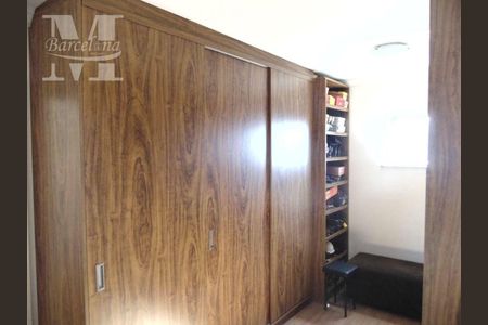 20_photo/94dcfa5671.cacb7a00f9d29669-ATLAS-482371aa-c787-49a9-8cbd-511bd7f0e2f4.jpg de casa à venda com 4 quartos, 250m² em Boqueirão, Curitiba