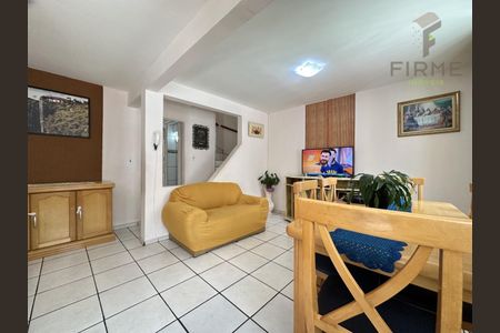 3_photo/94dcfa5727.c1e77ce95e35a1f5-ATLAS-c5394f05-ce3b-45b7-a0b8-ee374a99876e.jpg de casa à venda com 4 quartos, 104m² em Boqueirão, Curitiba