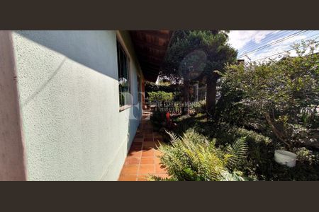 7_photo/94dcfa5773.cb8d397bc949314a-ATLAS-5cc48d1e-2dad-41f2-9347-cb0a16784b0f.jpg de casa à venda com 4 quartos, 1100m² em Boqueirão, Curitiba