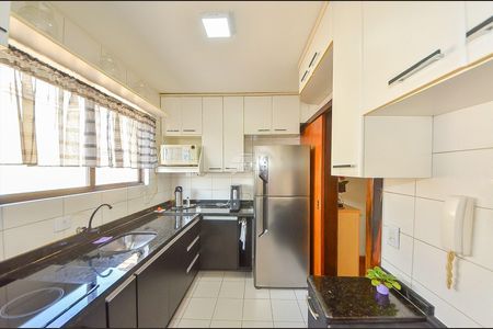 5_photo/94dcfa57b3.1d18bf9e0984e4e9-ATLAS-606f8b9e-3778-4a5f-8ce8-ac7db7d41a3e.jpg de apartamento à venda com 3 quartos, 83m² em Boqueirão, Curitiba