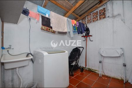 8_photo/94dcfa5a01.3c2637ef58290670-ATLAS-14645f73-bcf6-409d-9ea8-7eb7faf01d16.jpg de casa à venda com 3 quartos, 59m² em Boqueirão, Curitiba
