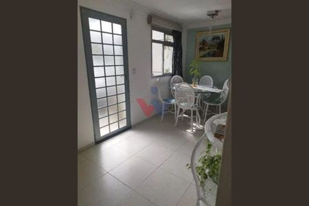 2_photo/94dcfa5aff.461d42f4ca67fa43-ATLAS-ed7a4741-8cd9-4194-9638-0ea96660a019.jpg de casa à venda com 3 quartos, 168m² em Alto Boqueirão, Curitiba