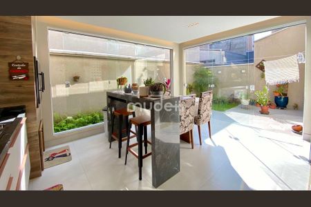 14_photo/94dcfa5b77.214f1719a8b31903-ATLAS-1a355a29-1c47-4d71-9736-3d0317f3ce24.jpg de casa à venda com 3 quartos, 122m² em Boqueirão, Curitiba