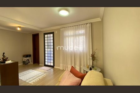 6_photo/94dcfa5b77.214f1719a8b31903-ATLAS-c5ab09ea-3eaa-42e0-95f4-7ab175dae729.jpg de casa à venda com 3 quartos, 122m² em Boqueirão, Curitiba