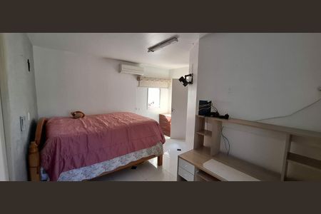 3_photo/94dcfa5b77.5afd90b9c05d4dec-ATLAS-5319a905-2525-4d31-bae2-9a0a691d9cd6.jpg de casa à venda com 3 quartos, 160m² em Boqueirão, Curitiba