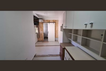 11_photo/94dcfa5b77.5afd90b9c05d4dec-ATLAS-abce20fb-214f-4066-97a1-18ed134cf5cb.jpg de casa à venda com 3 quartos, 160m² em Boqueirão, Curitiba