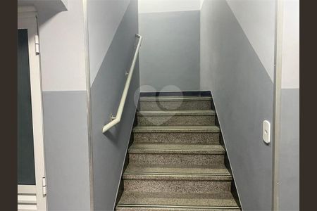 9_photo/94dcfa5c85.8406d85b1cc03178-ATLAS-82244d04-4fd2-4f96-926a-4dbc266077de.jpg de apartamento à venda com 3 quartos, 80m² em Alto Boqueirão, Curitiba