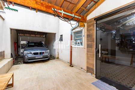 12_photo/94dcfa5cc1.3e3862904e4d1a02-ATLAS-0f23082d-e607-49a5-b6d4-5f51bca75cc6.jpg de casa à venda com 0 quarto, 180m² em Centro, Curitiba