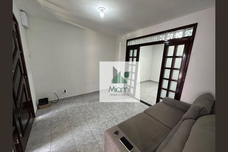 6_photo/94dcfa5fef.3c78d5fe0f4aa243-ATLAS-35b451a4-fb64-4355-97f0-eab8c41fc52a.jpg de casa à venda com 4 quartos, 120m² em Boqueirão, Curitiba