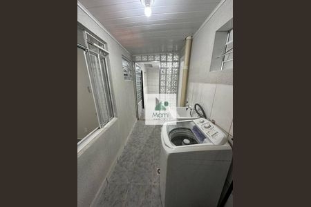 20_photo/94dcfa5fef.3c78d5fe0f4aa243-ATLAS-9b74ad59-9445-4fe0-aa21-b6db75b36be1.jpg de casa à venda com 4 quartos, 120m² em Boqueirão, Curitiba