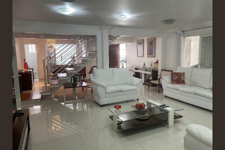 12_photo/94dcfa8519.a944a7ef88bd55c6-ATLAS-94452acf-5205-4a36-9e5e-c3c32d75dff4.jpg de casa à venda com 4 quartos, 270m² em Uberaba, Curitiba