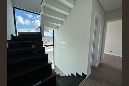 14_photo/94dcfa8e45.b0f8868573f934b9-ATLAS-0da03177-7fdb-4f71-b19e-c89d142c8e18.jpg de casa à venda com 3 quartos, 108m² em Uberaba, Curitiba