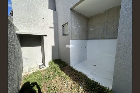 6_photo/94dcfa8e45.b0f8868573f934b9-ATLAS-7d68d408-58cf-4eb2-9c40-82c24b4714ce.jpg de casa à venda com 3 quartos, 108m² em Uberaba, Curitiba