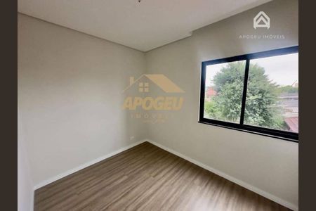 8_photo/94dcfa8e45.dc7b031a1d7e8bb1-ATLAS-841a159b-e589-48f6-a8fb-4fcaea2bfc9e.jpg de casa à venda com 3 quartos, 108m² em Uberaba, Curitiba