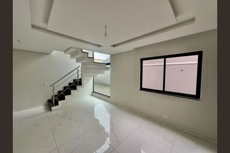 12_photo/94dcfa8e45.dc7b031a1d7e8bb1-ATLAS-b3c88a20-de5e-4ef2-a0aa-e39532bb5e11.jpg de casa à venda com 3 quartos, 108m² em Uberaba, Curitiba