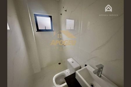 14_photo/94dcfa8e45.dc7b031a1d7e8bb1-ATLAS-e95efdca-ccad-49ea-a49f-9290e97c996b.jpg de casa à venda com 3 quartos, 108m² em Uberaba, Curitiba