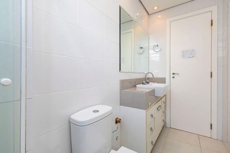 8_photo/94dcfa8e75.ba1c0bc9cbfcae1e-ATLAS-2fa1780e-4c05-4d85-a9a4-05750663a49b.jpg de apartamento à venda com 3 quartos, 179m² em Uberaba, Curitiba