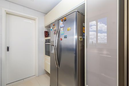 3_photo/94dcfa8e75.ba1c0bc9cbfcae1e-ATLAS-8b590eae-298a-4799-b913-5a71c3b8956f.jpg de apartamento à venda com 3 quartos, 179m² em Uberaba, Curitiba