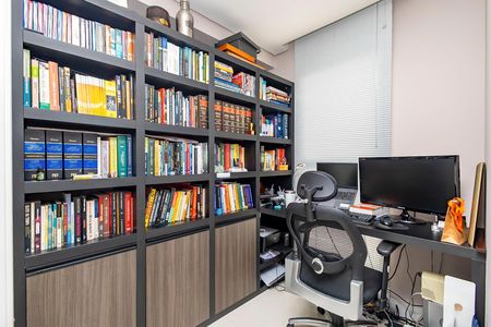 40_photo/94dcfa8e75.ba1c0bc9cbfcae1e-ATLAS-d20c4a0c-bb3e-4780-8008-67c1ba761dc5.jpg de apartamento à venda com 3 quartos, 179m² em Uberaba, Curitiba